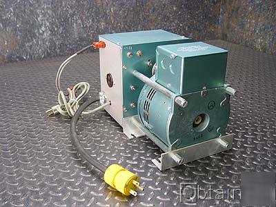 Staco variac type 15M 1520CT motor driven transformer